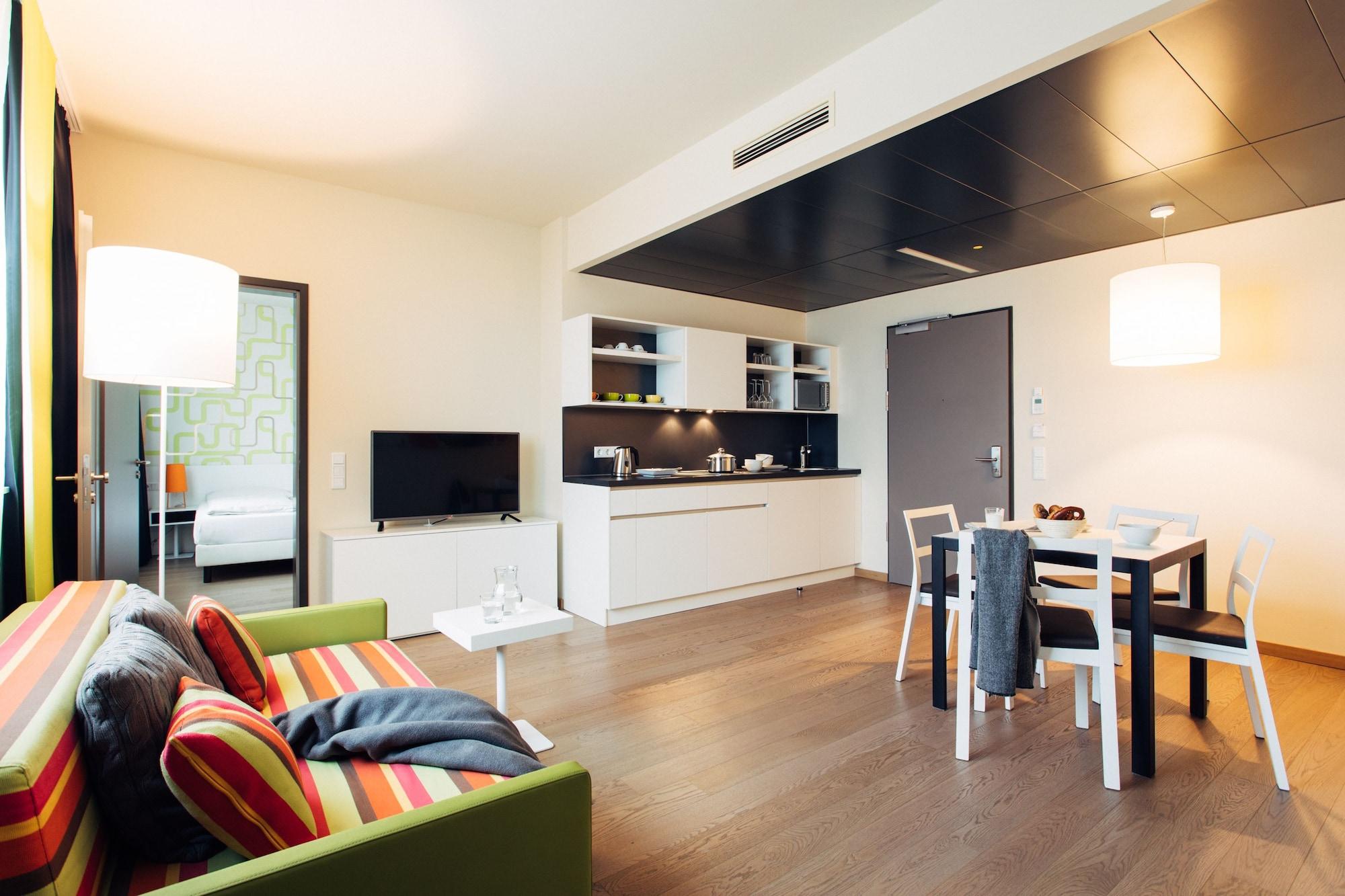 Harry'S Home Dornbirn Hotel & Apartments Bagian luar foto