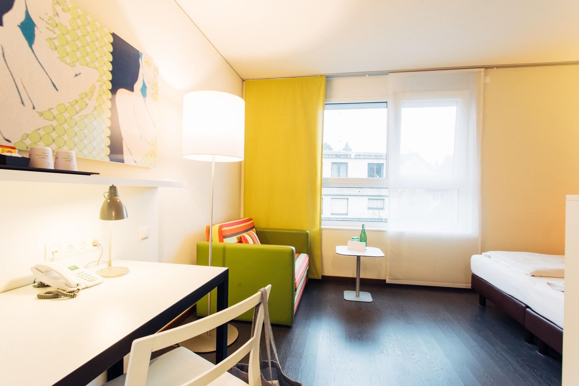 Harry'S Home Dornbirn Hotel & Apartments Bagian luar foto