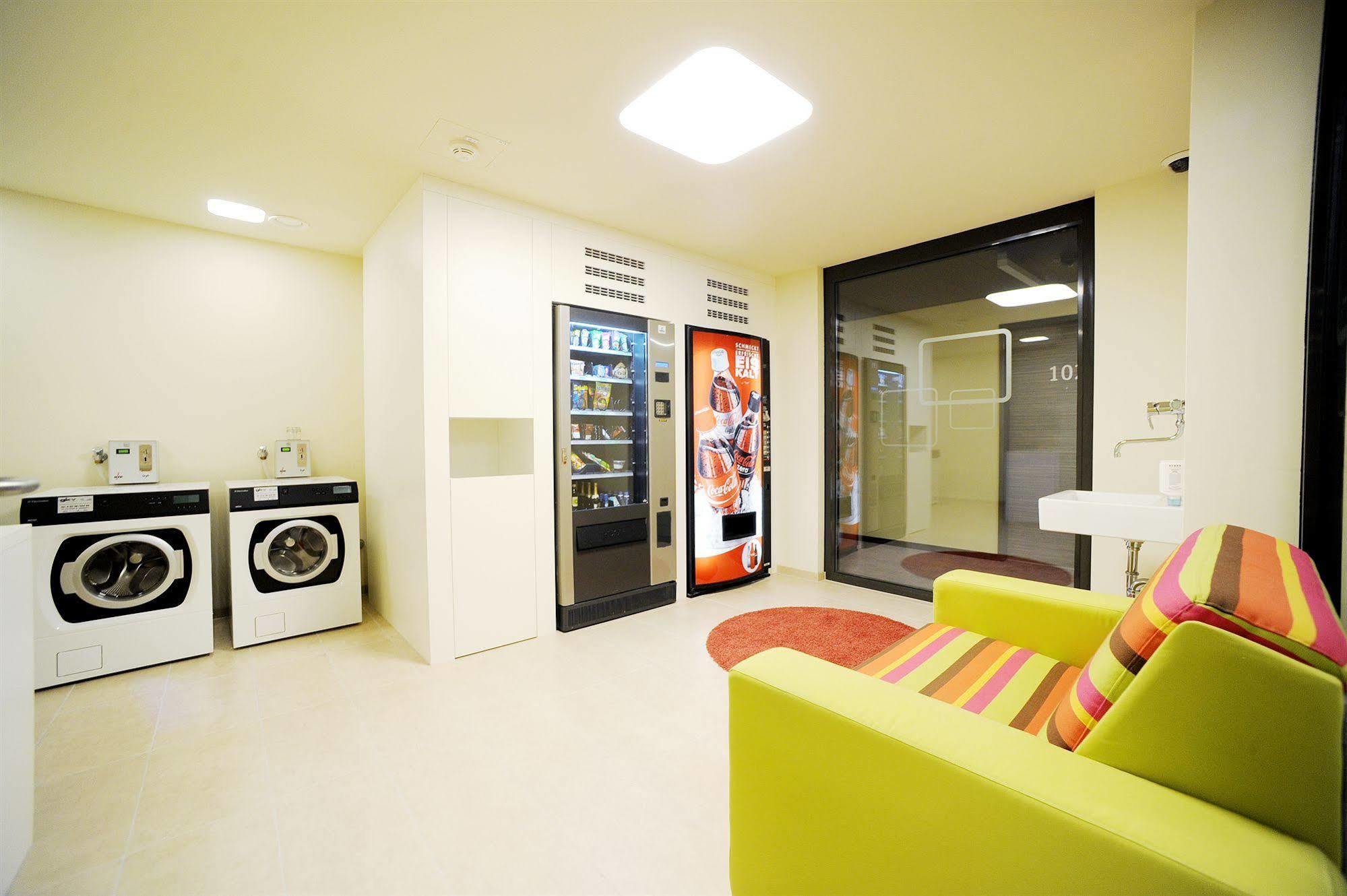 Harry'S Home Dornbirn Hotel & Apartments Bagian luar foto