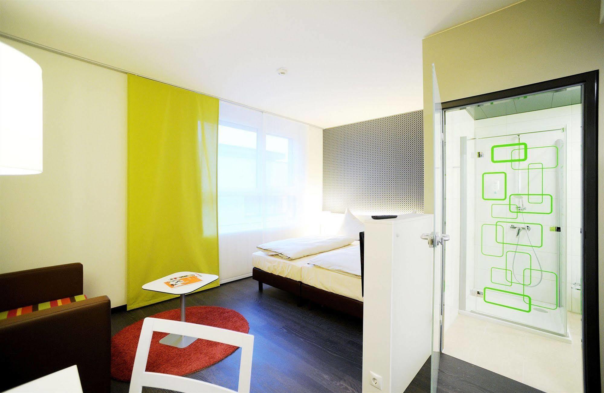 Harry'S Home Dornbirn Hotel & Apartments Bagian luar foto
